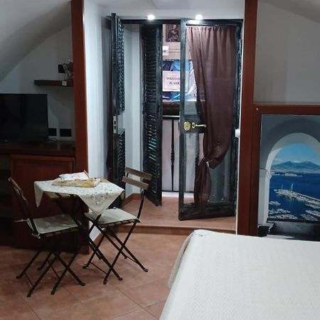 Home In Love: Balconcino Spaccanapoli Dış mekan fotoğraf