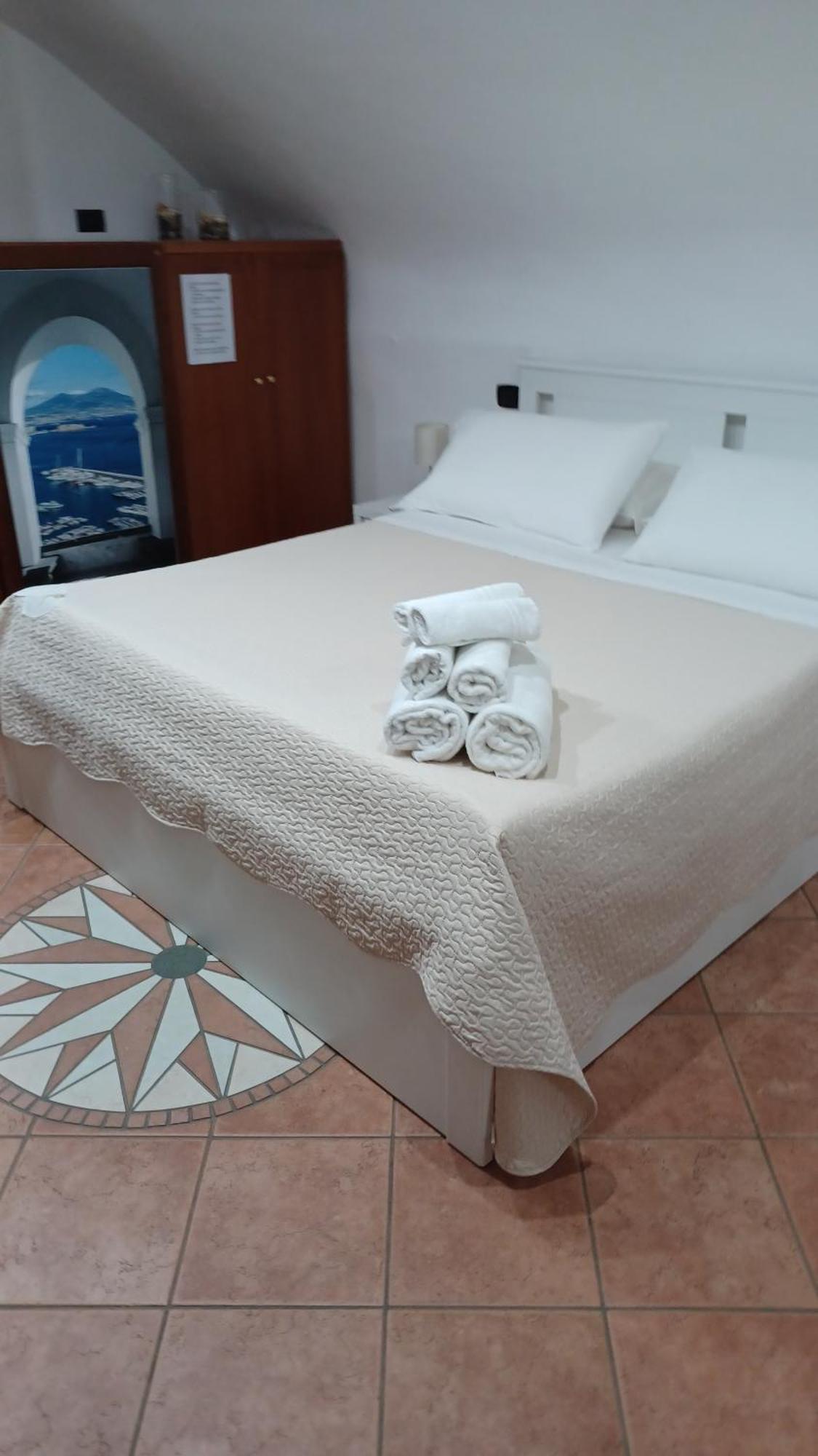 Home In Love: Balconcino Spaccanapoli Dış mekan fotoğraf