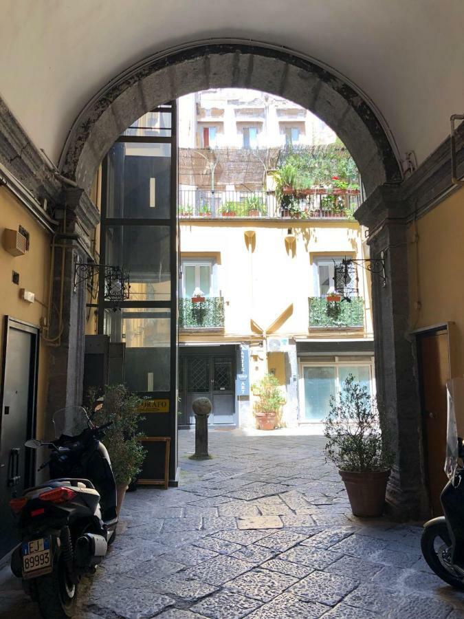 Home In Love: Balconcino Spaccanapoli Dış mekan fotoğraf