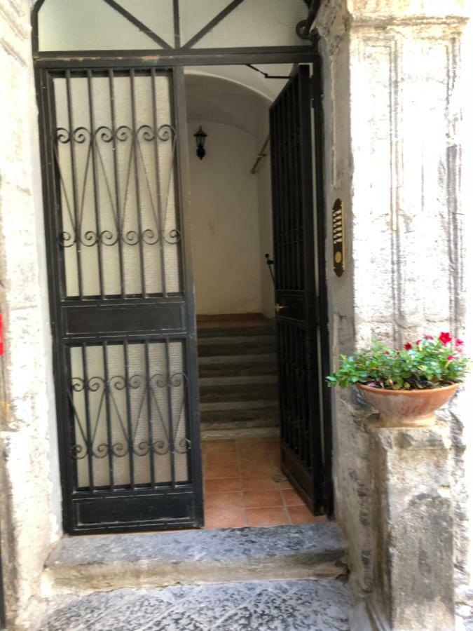 Home In Love: Balconcino Spaccanapoli Dış mekan fotoğraf
