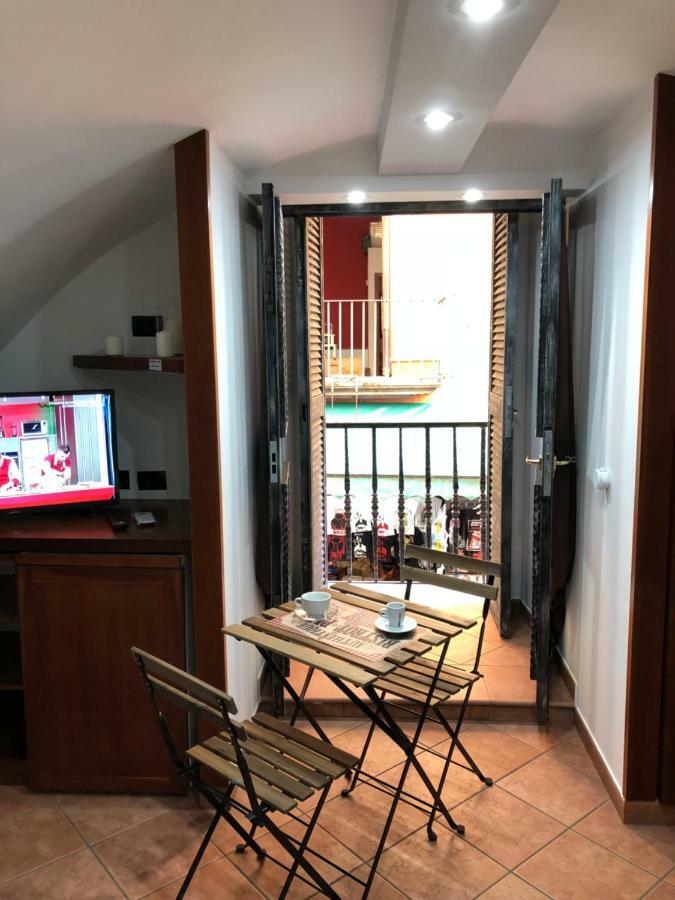 Home In Love: Balconcino Spaccanapoli Dış mekan fotoğraf